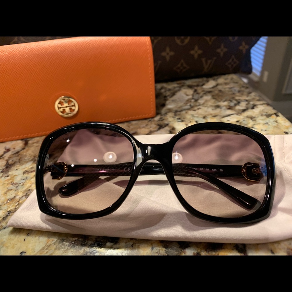 Tory Burch Sunglasses - NWOT